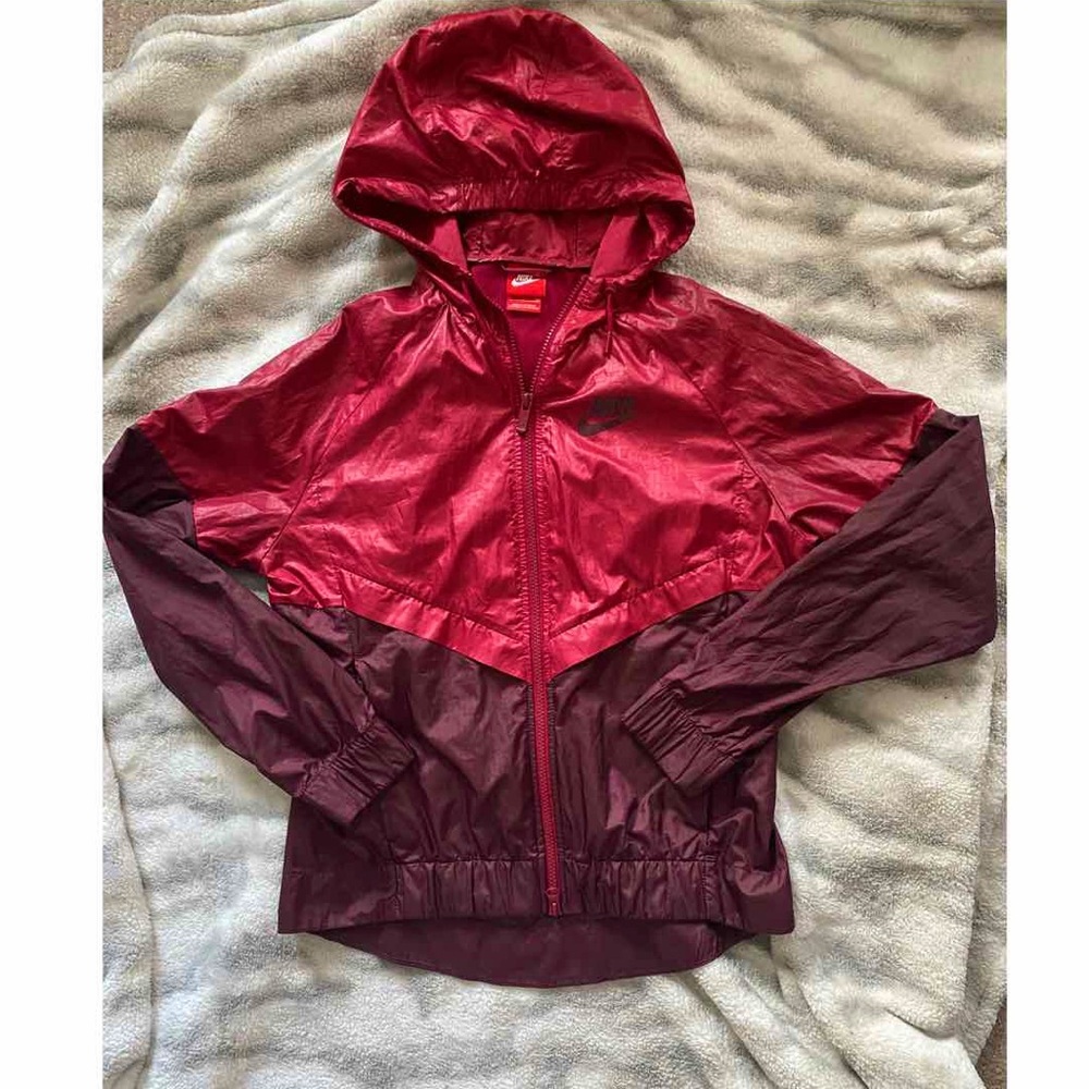 Nike Women's Red and Burgundy Hooded Windbreaker Jacket